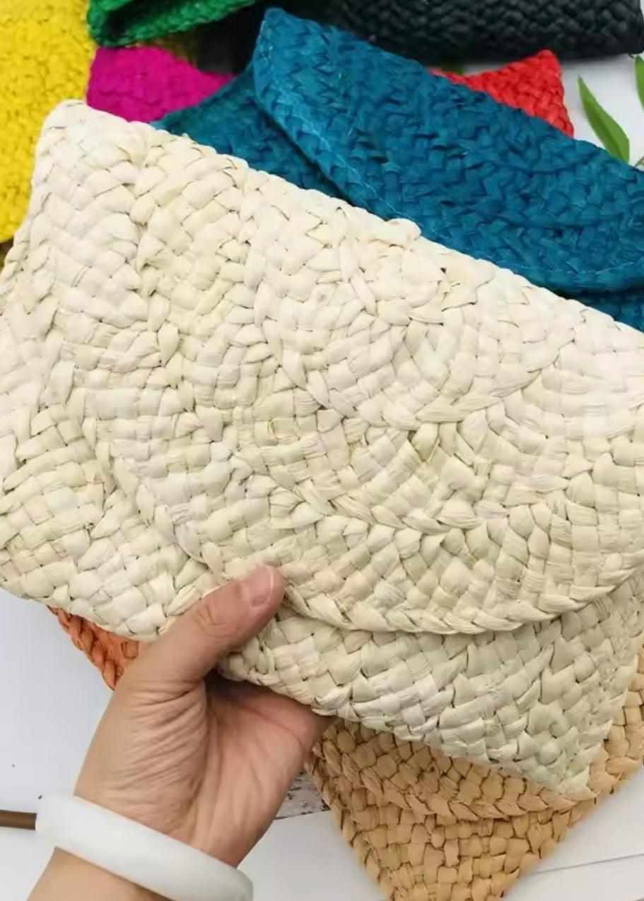 Orange isla clutch